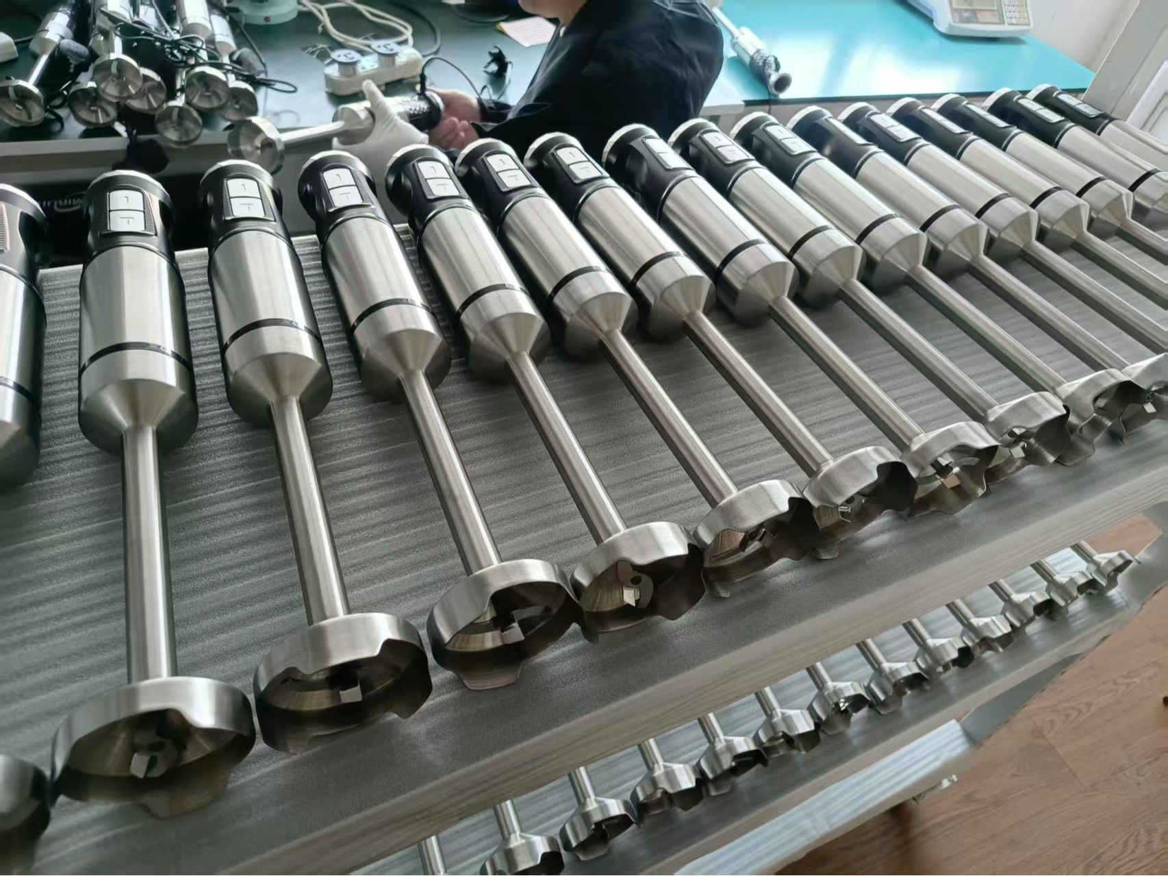 hand blender quality control inspection