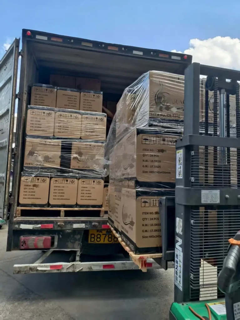 Mass production and delivery of OEM hand blender orders